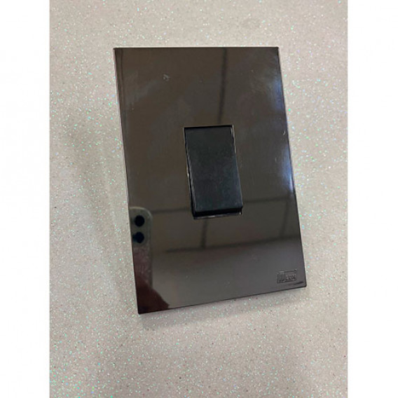 Cj Interruptor Simples Vertical 4x2 - Recta Espelhada Fume